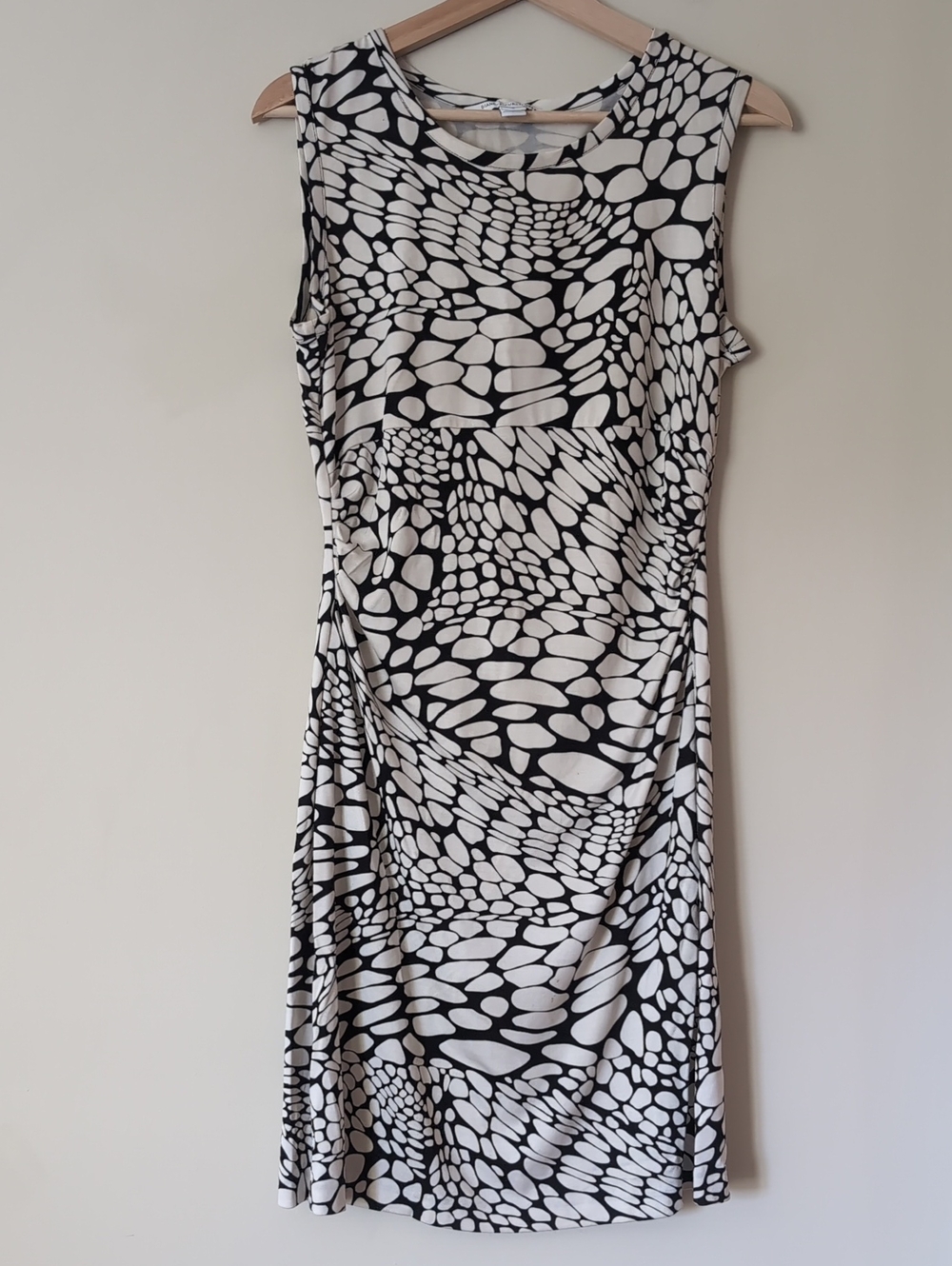Diane Von Furstenberg DVF Sleeveless Silk Jersey Sheath Dress Black White Size 8